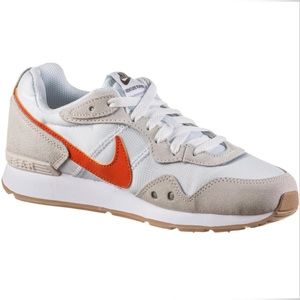 Nike Women’s Venture Running Shoes Size 11 New - CK29448 109